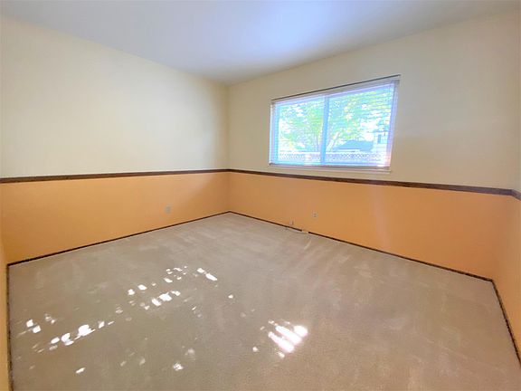 5th image of 978 Summerleaf Dr