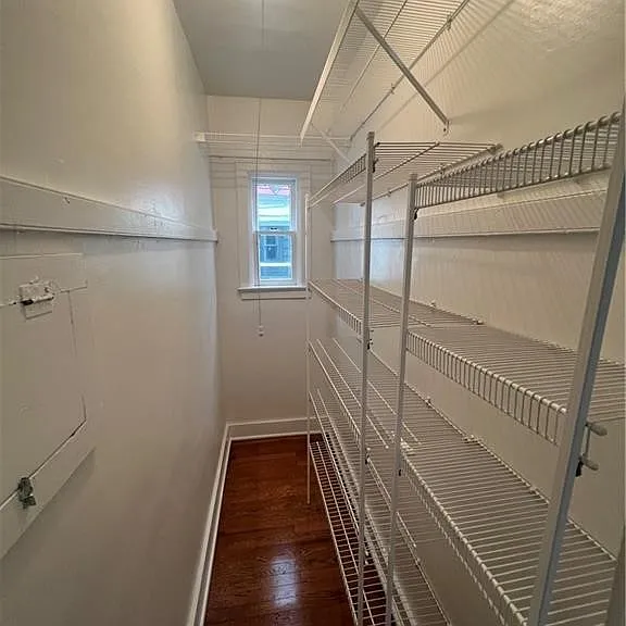 543 Potomac Ave — Photo 12