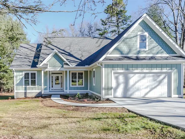 53 Blue Lily Ln #1B, Flat Rock, NC 28731