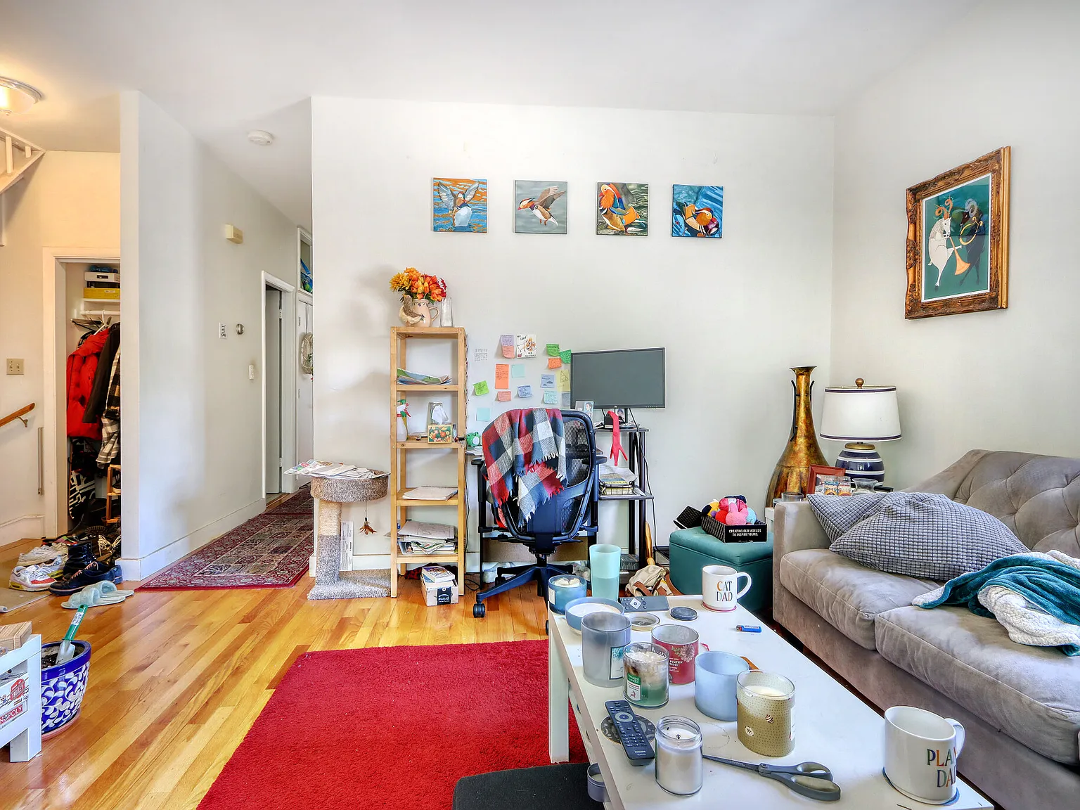 3 bed, 1.0 bath, 1400 sqft, $3,795 — Photo 2