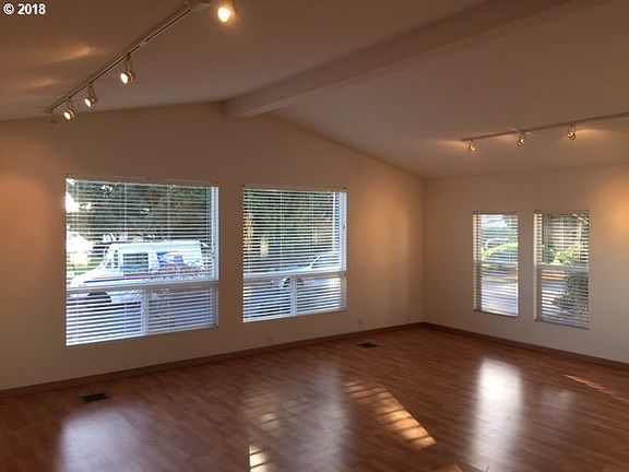 4th image of 17401 SE 39th St Unit 92