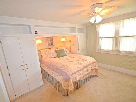 4th image of 2118 Sunnyside Ave