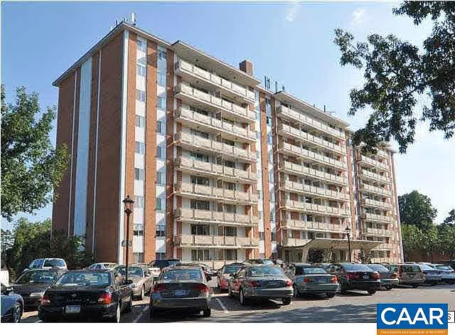 1800 Jefferson Park Ave #310 — Photo 18