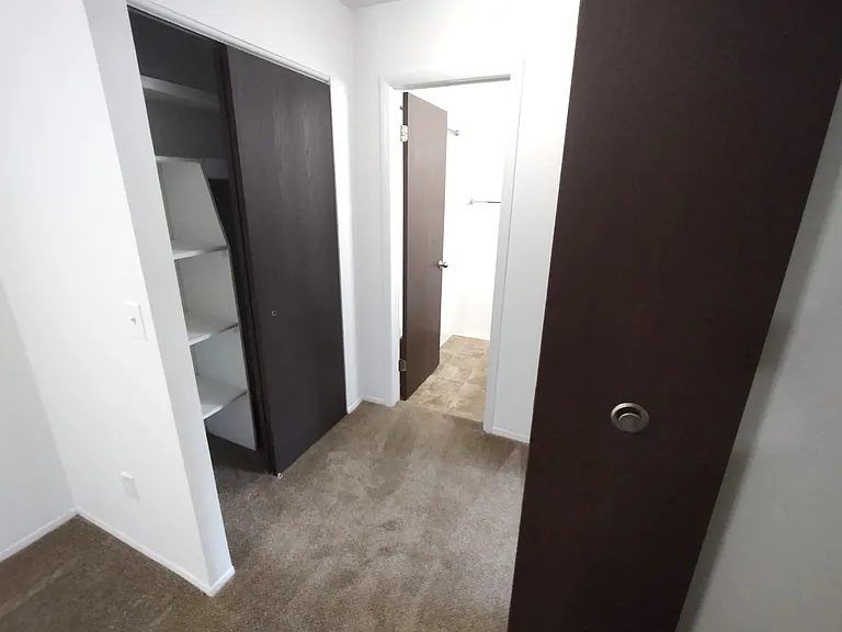 Charter Oaks Apartments — Photo 50