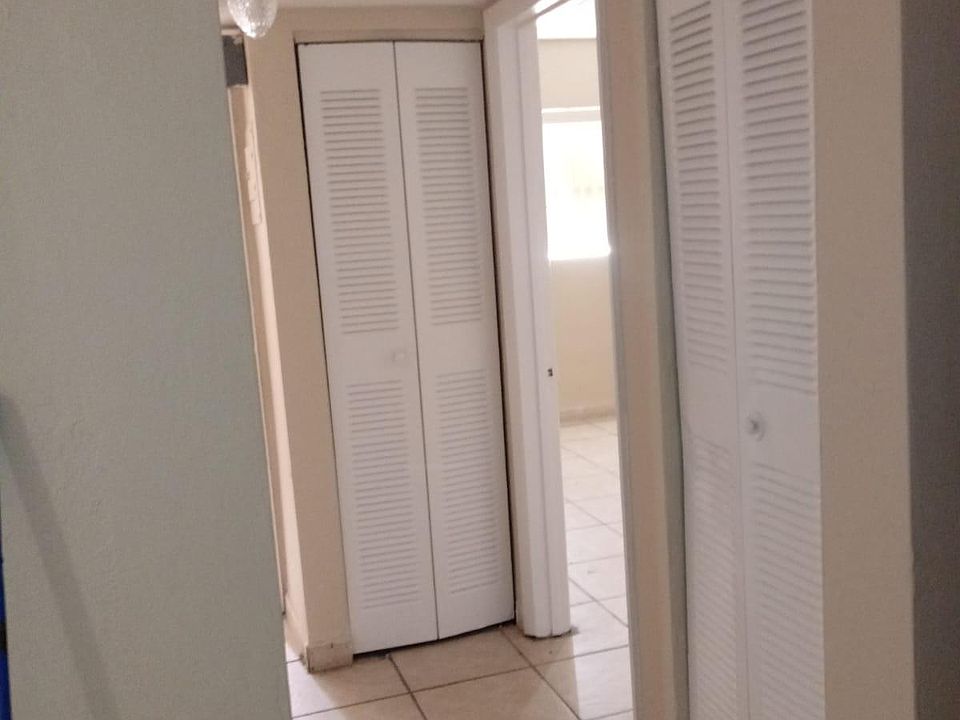 2nd image of 1245 W 24th St APT 207