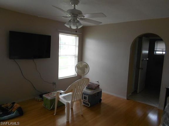 5th image of 2517 Lakeview Dr