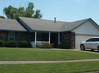 1509 Hawthorne Ct, Pryor, OK 74361