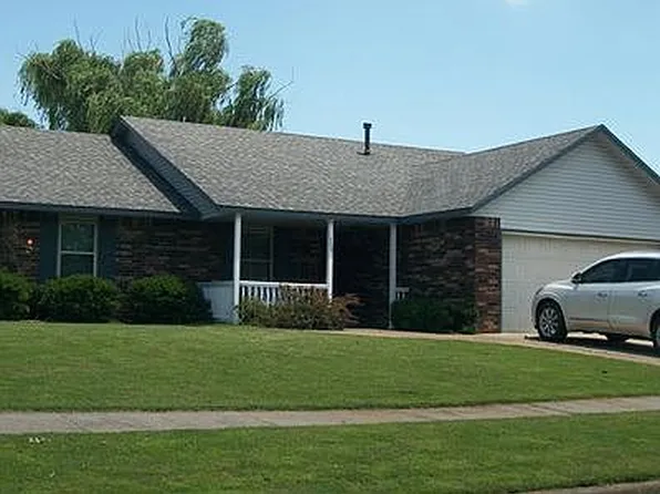 1509 Hawthorne Ct, Pryor, OK 74361