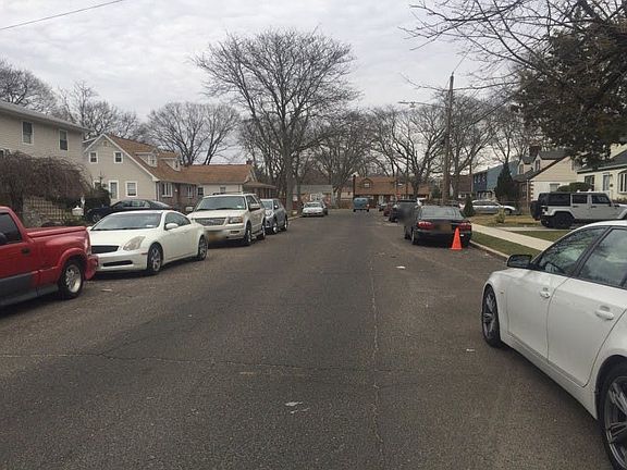 5th image of 119 Underhill Ave