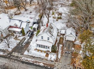 32 Maple St, Skowhegan, ME 04976