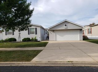 160 Hibiscus Cir, Matteson, IL 60443