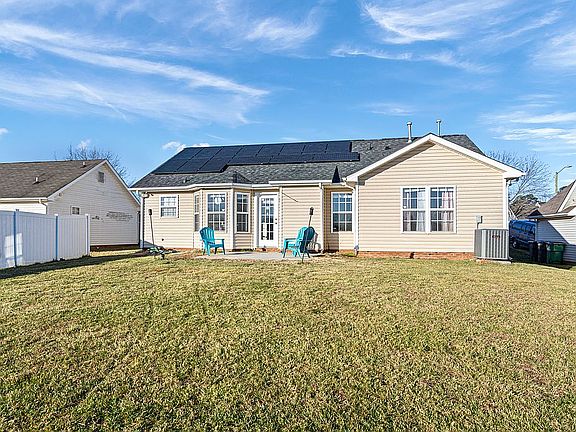 5th image of 7028 Davis Forest Ln