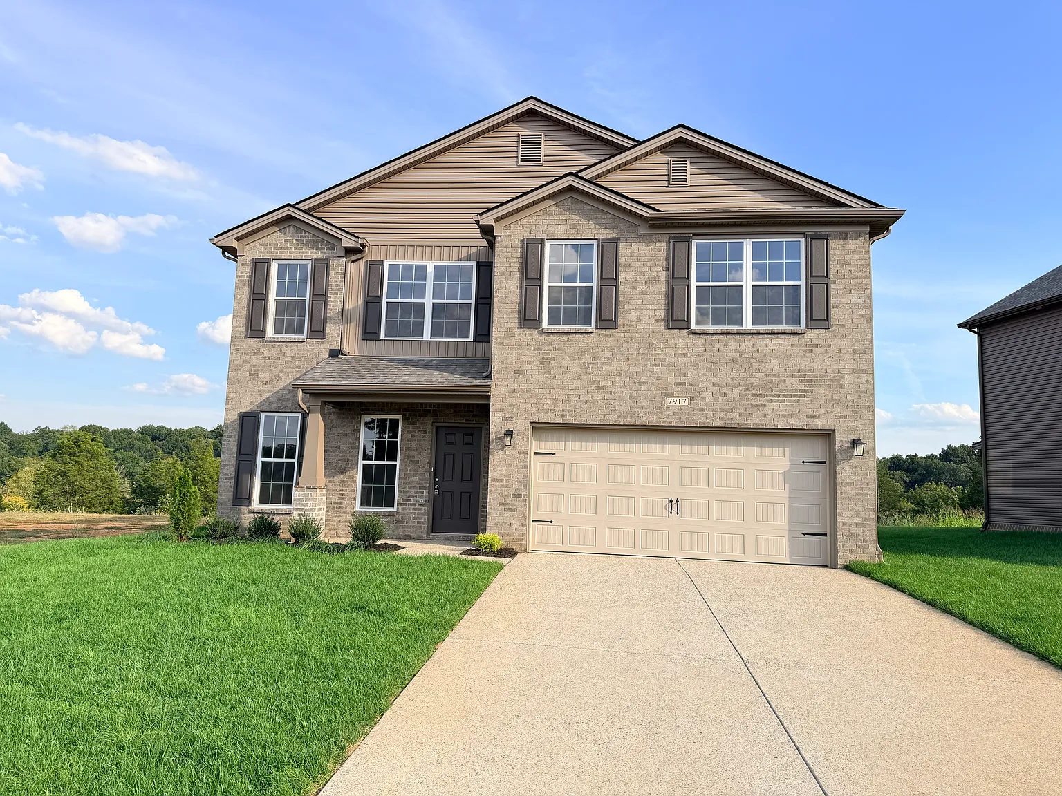 5 bed, 2457 sqft, $2,749 — Photo 1