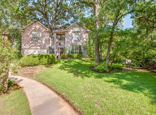 3500 Creekside Ct, Bedford, TX 76021