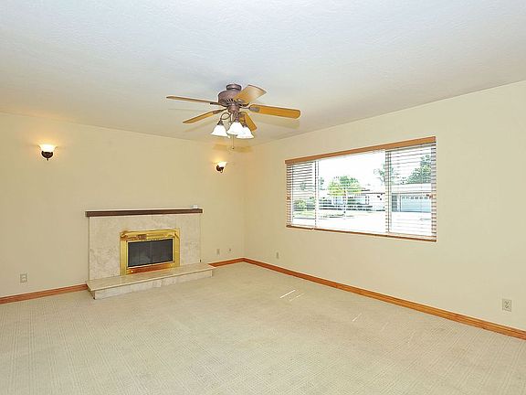 Living Room w/ Fireplace