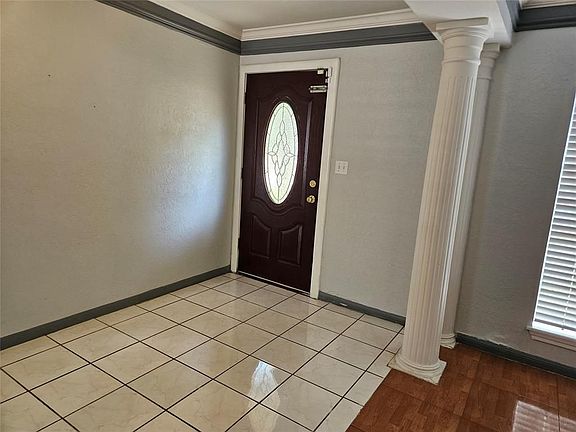 4th image of 17519 Sugar Pine Dr