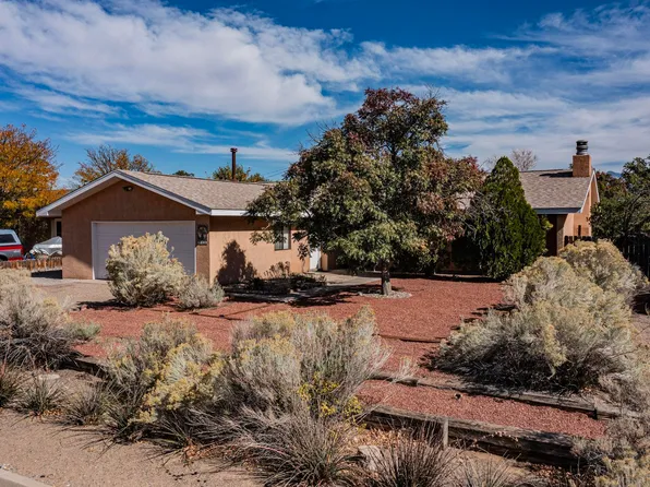 1716 35th St SE, Rio Rancho, NM 87124