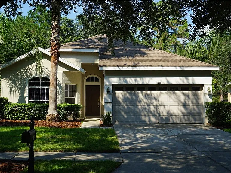 19131 Cypress Reach Ln — Photo 1
