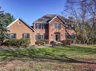 105 Bernard Dr, Basking Ridge, NJ 07920