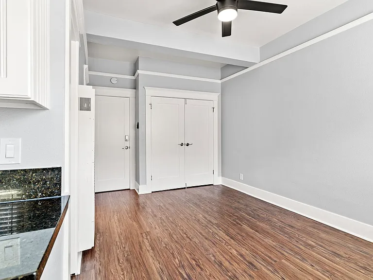 138 Elm Avenue — Photo 4