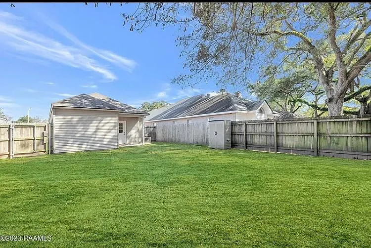 107 Darlene Dr — Photo 13