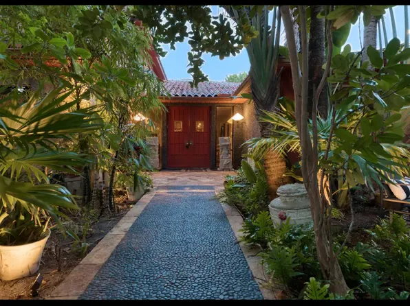 728 N Golfview Rd, Lake Worth, FL 33460