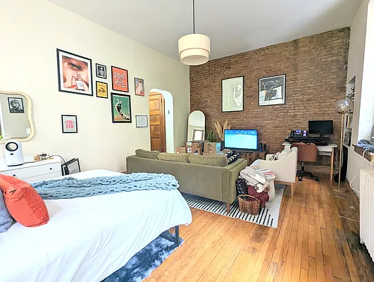 Rented by Manhattan Spaces | media 15