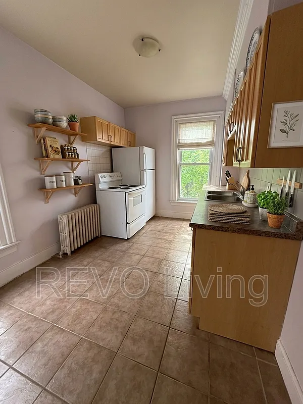 1 bed, 1.0 bath, 1000 sqft, $1,550 — Photo 3