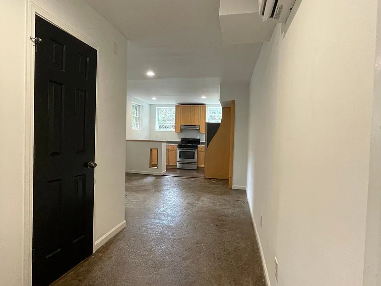 1034 Euclid Ave NE #B — Photo 12