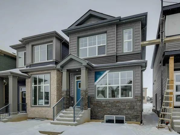 8120 228th St NW, Edmonton, AB T5T 4N5