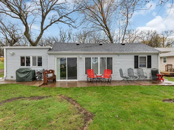 7045 100th Ave, Clear Lake, MN 55319