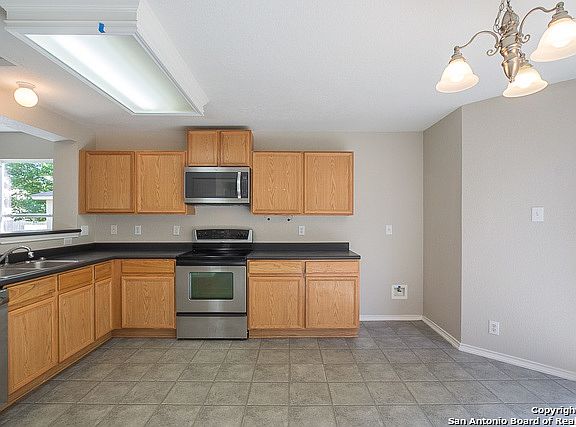 2nd image of 4615 Adkins Trl