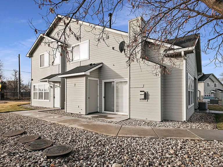 3 N Sugar St #103 — Photo 23