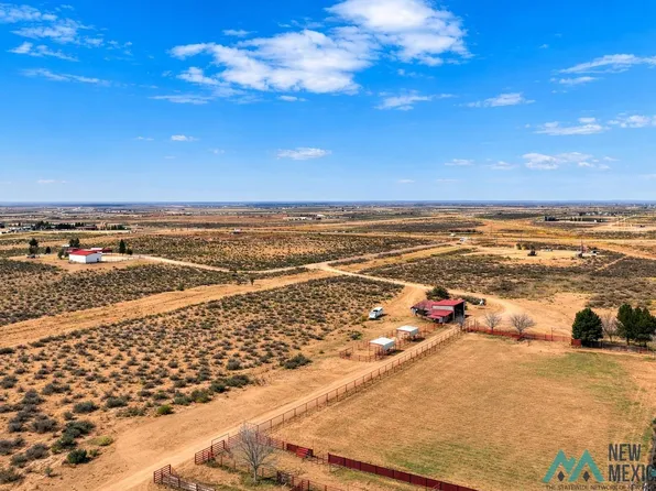 1906 Pecos Hwy, Loving, NM 88256