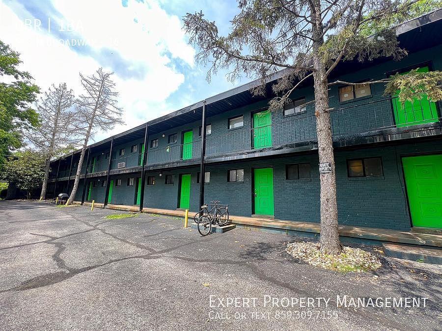 1st image of 568 N Broadway APT 16
