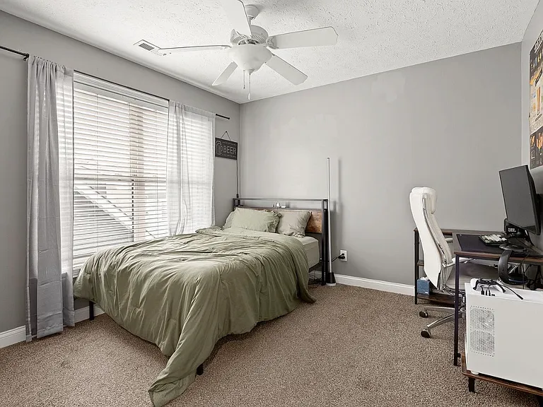 2020.5 Ruckle St — Photo 13
