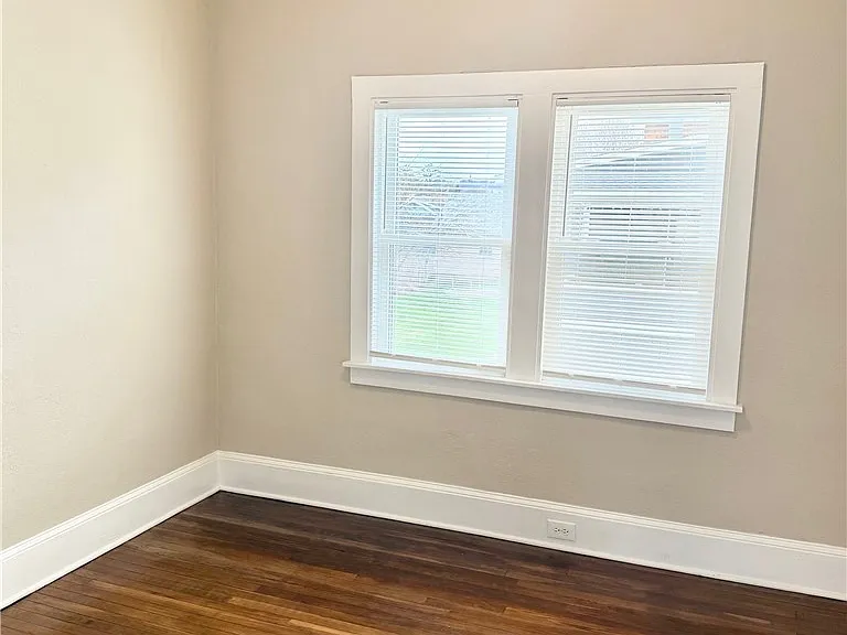 148 Maple St — Photo 17