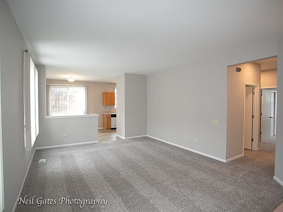 3rd image of 12736 Oak Grove Dr