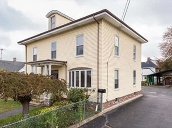 6 Clinton St Floor 2, Taunton, MA 02780
