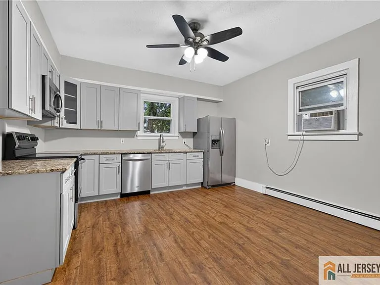 62 Washburn Ave #2 — Photo 6