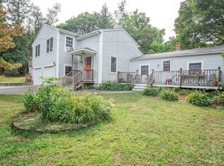 5 Grandview Ave, Warren, RI 02885