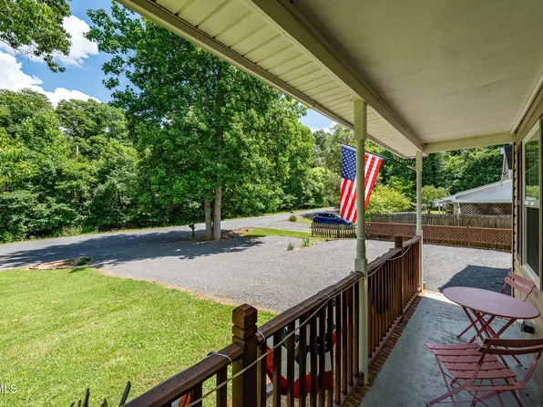 435 Easley Dr, Kingsport, TN 37664
