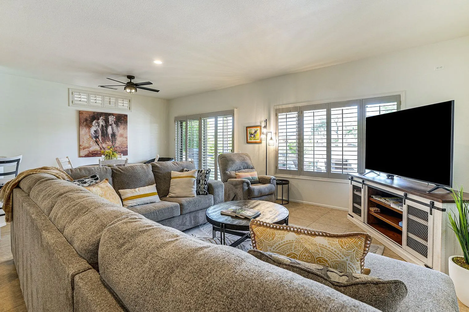 2 bed, 2.0 bath, 1625 sqft, $4,840 — Photo 1