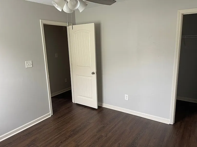 2706 Bechet Ln — Photo 11