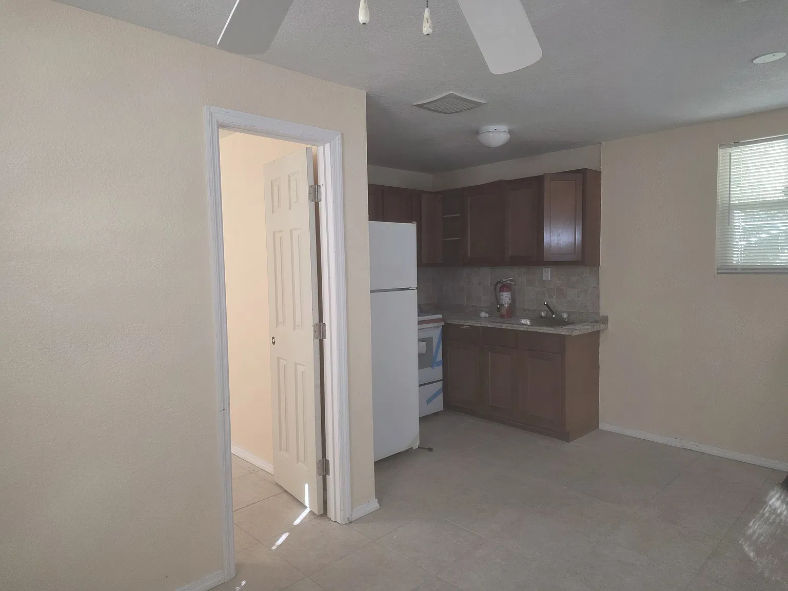 1 bed, 414 sqft, $1,200 — Photo 4