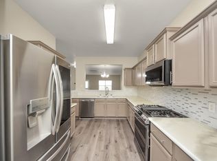 1855 Garnet Breeze Dr, Rosharon, TX 77583