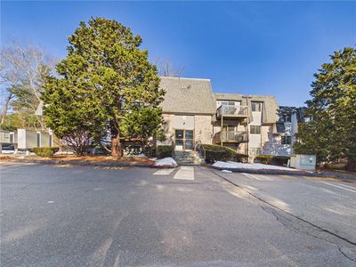 1560 Douglas Ave APT B19, North Providence, RI, 02904