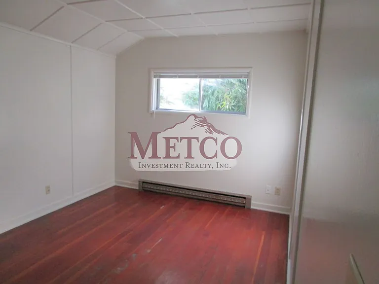 2150 Van Buren St — Photo 11