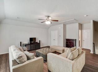 904 Falcon Rd, Argyle, TX 76226