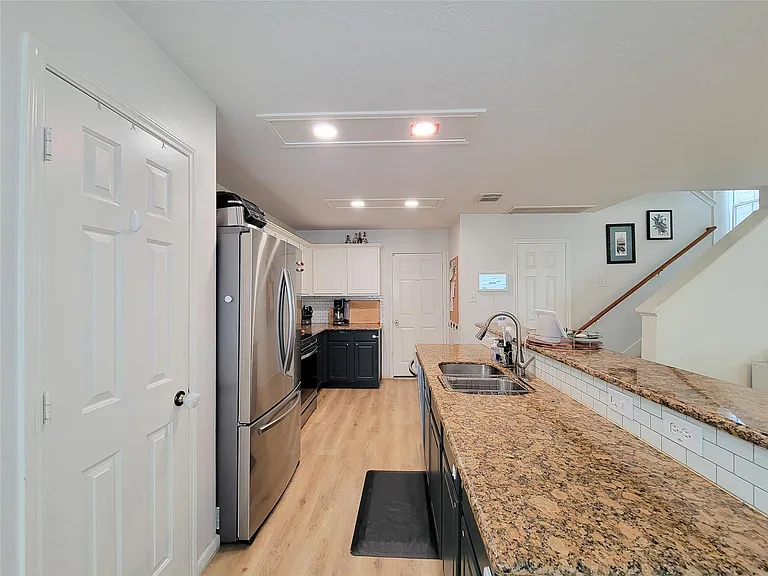 42 Wineberry Pl — Photo 6
